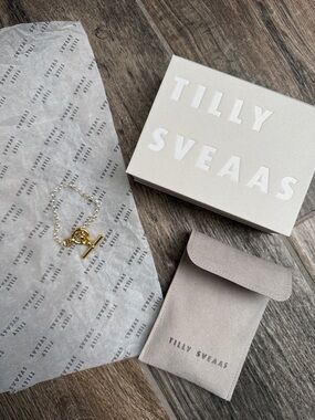 Tilly Sveaas Silver Belcher Bracelet With Gold T-Bar